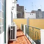 FLH São Bento Family Flat with Balcony